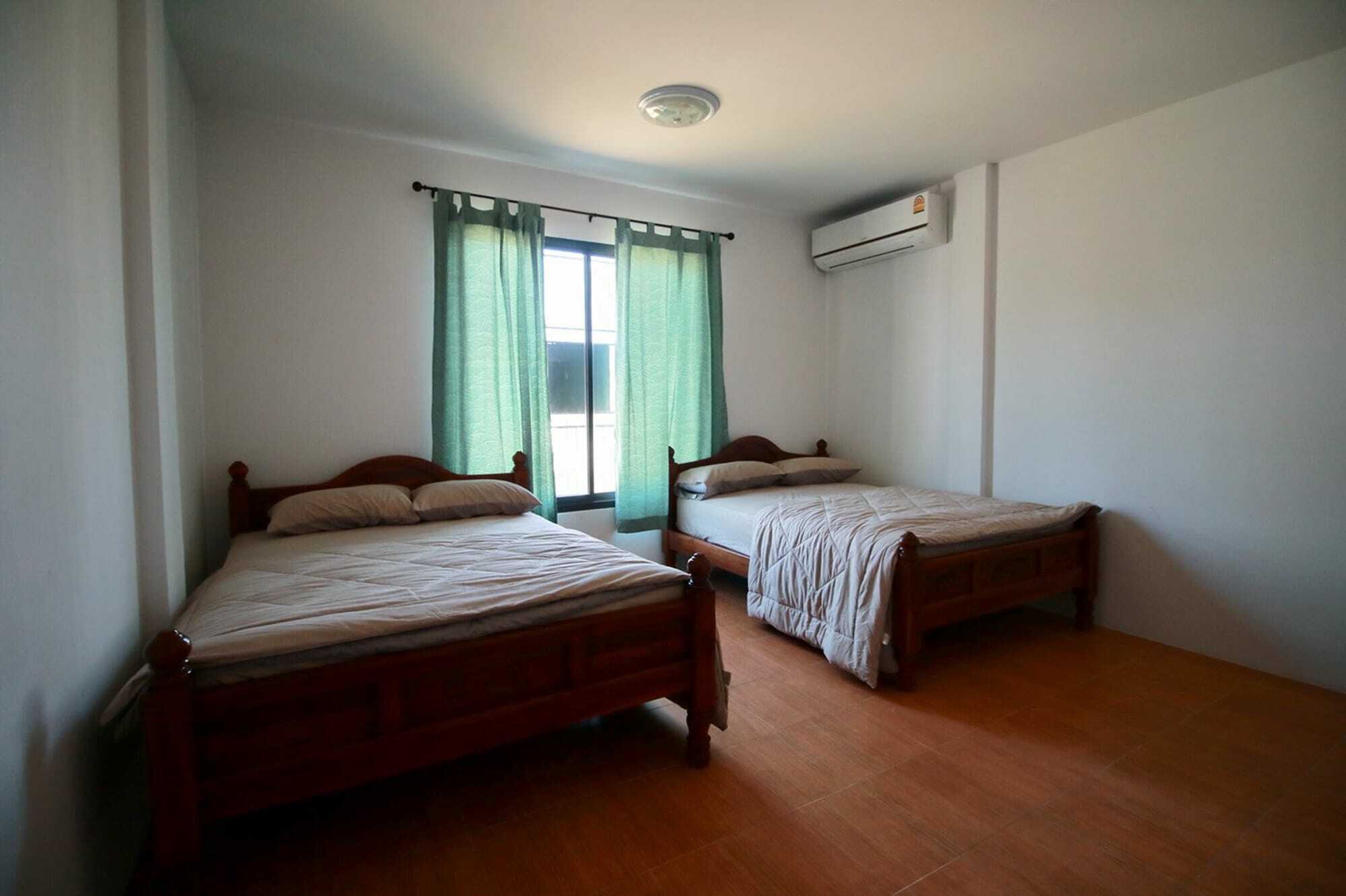 Auberge de jeunesse Barandbed Urt à Surat Thani Extérieur photo